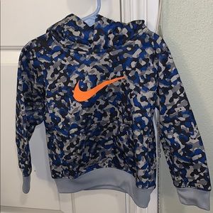 BOYS NIKE BLUE CAMOUFLAGE HOODIE